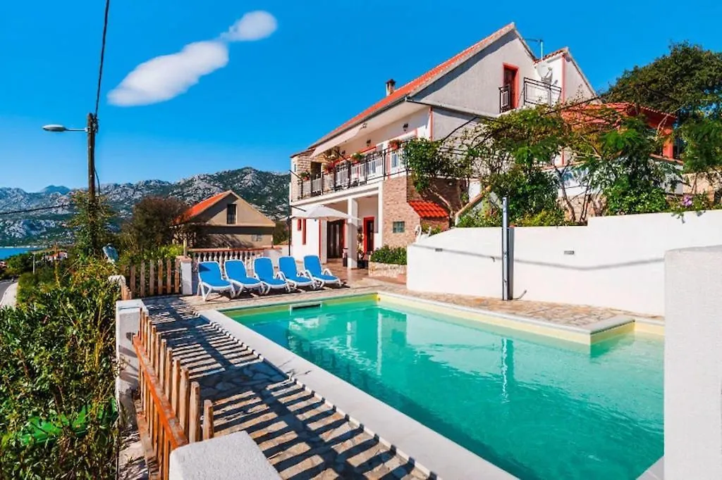 Holiday Home In Rovanjska With Pool Croatia