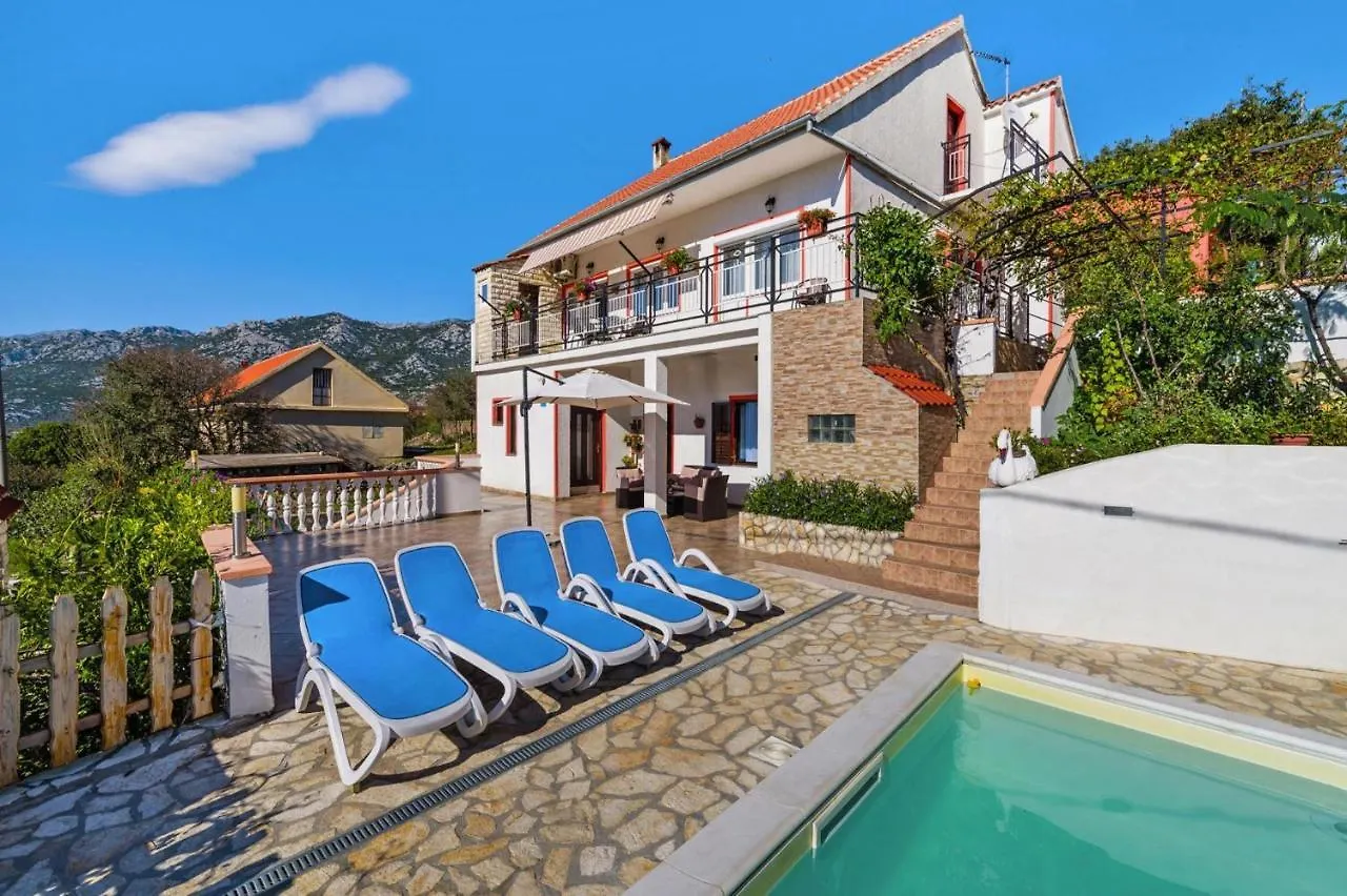 Holiday Home In Rovanjska With Pool Croatia