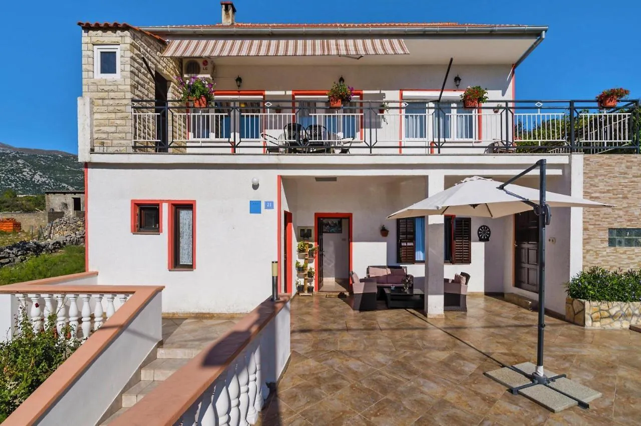 Holiday Home In Rovanjska With Pool