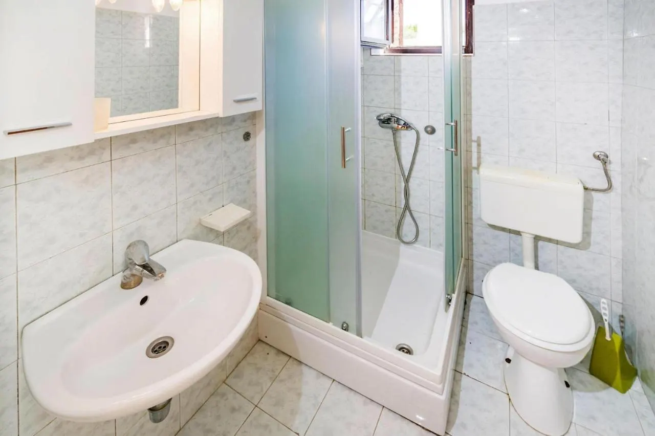 Holiday Home In Rovanjska With Pool
